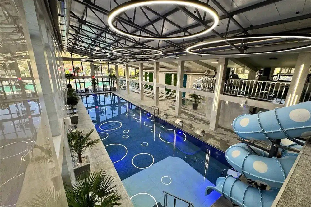 Закритий басейн Готель IVORY Resort and Spa Виноградів - Закритий басейн