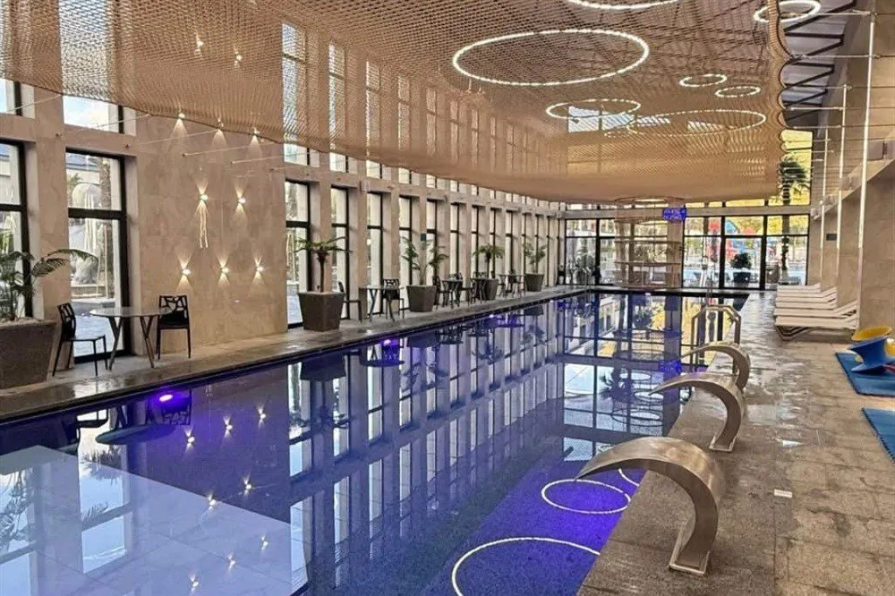 Критий басейн Готель IVORY Resort and Spa Виноградів - Критий басейн