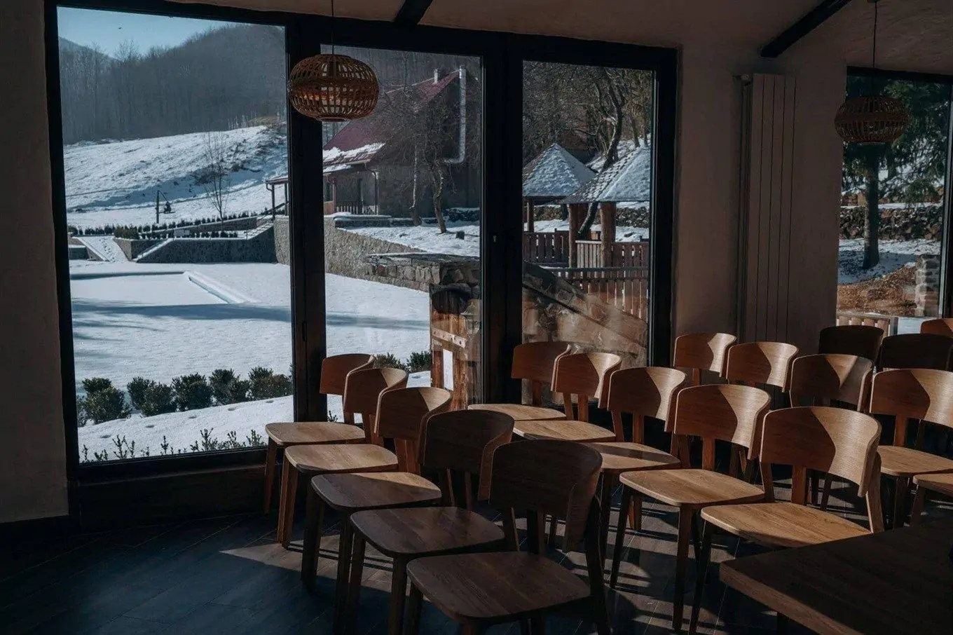 Зала для зустрічей Готель Voevodyno Resort Закарпаття - Зала для зустрічей