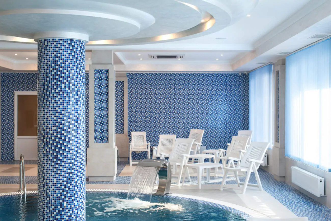Критий басейн Готель Green Park Hotel & SPA Трускавець - Критий басейн