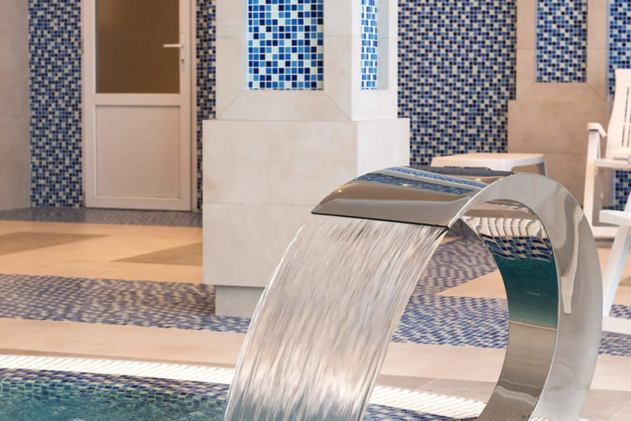 Водоспад басейну Готель Green Park Hotel & SPA Трускавець - Водоспад басейну